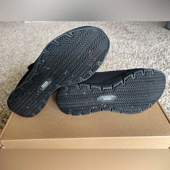 Skechers Slip-Resistant Work Shoes - Picture 5 of 7